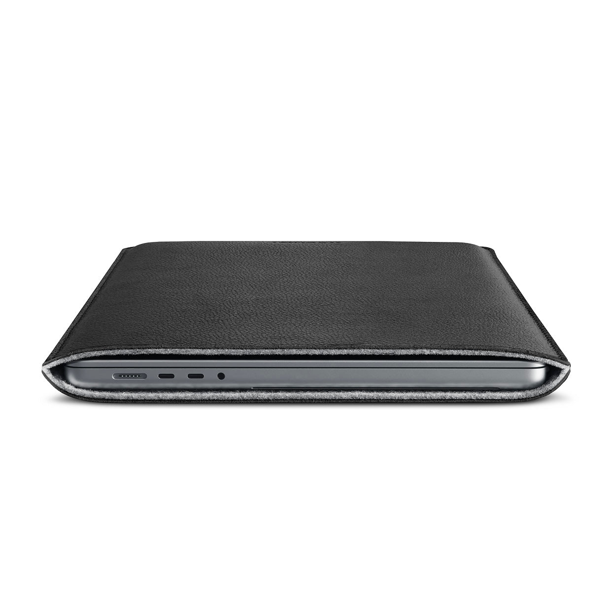 Leather Sleeve for 16-inch MacBook Pro | Shop now – WOOLNUT