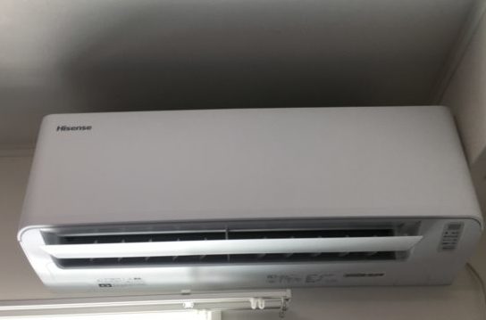 ハイセンスエアコンの背抜き完全分解クリーニング | エアコン