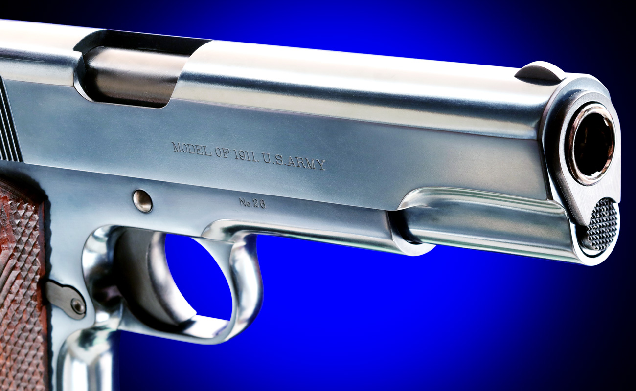 ハンドワーク・ポリッシュで実現した美しいブルー「WA【コルト】M1911