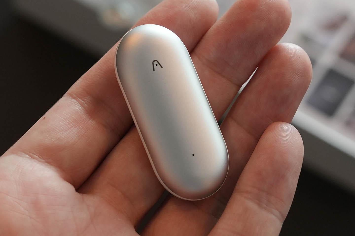 GPT-4o搭載“身につける”小型AIレコーダ「PLAUD NotePin」 - Impress Watch