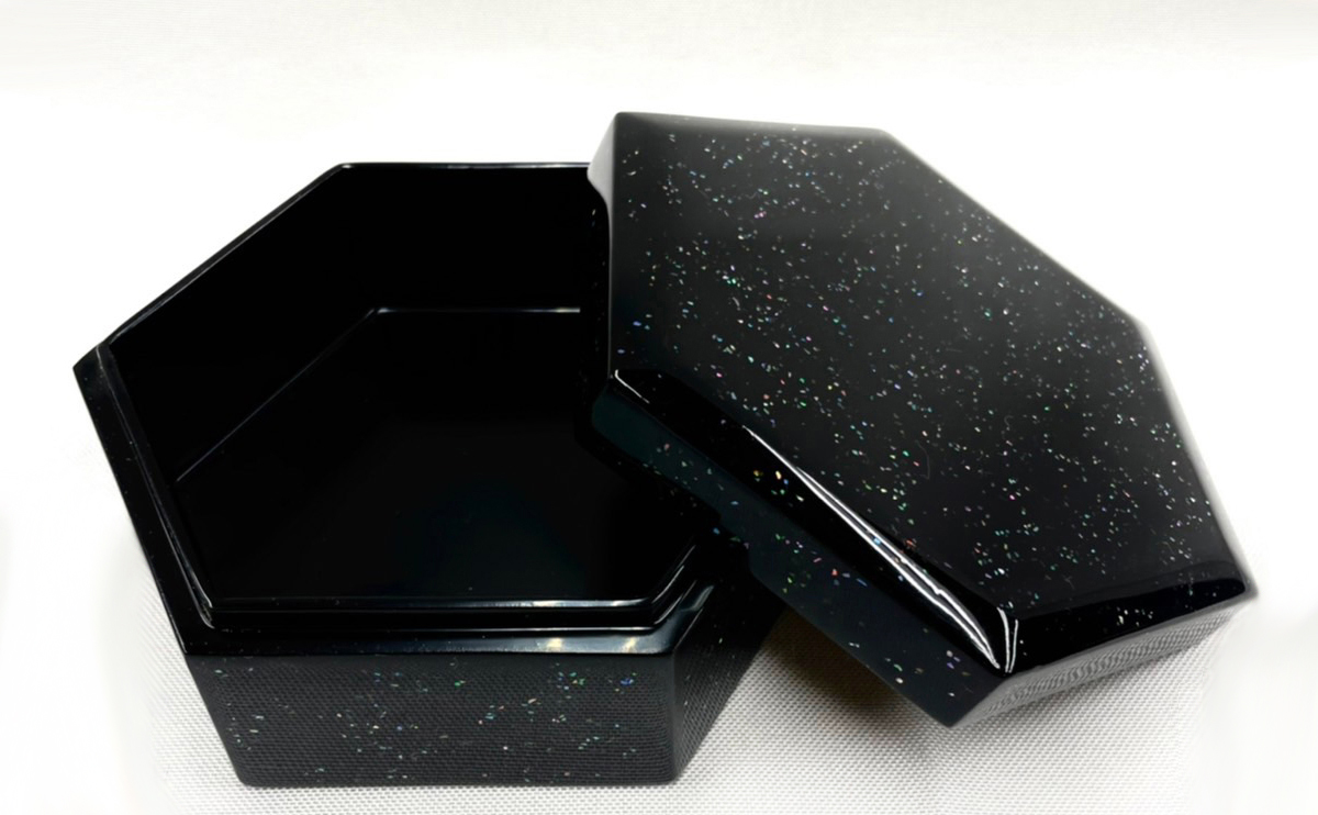 輪島塗の老舗 「田谷漆器店」公式