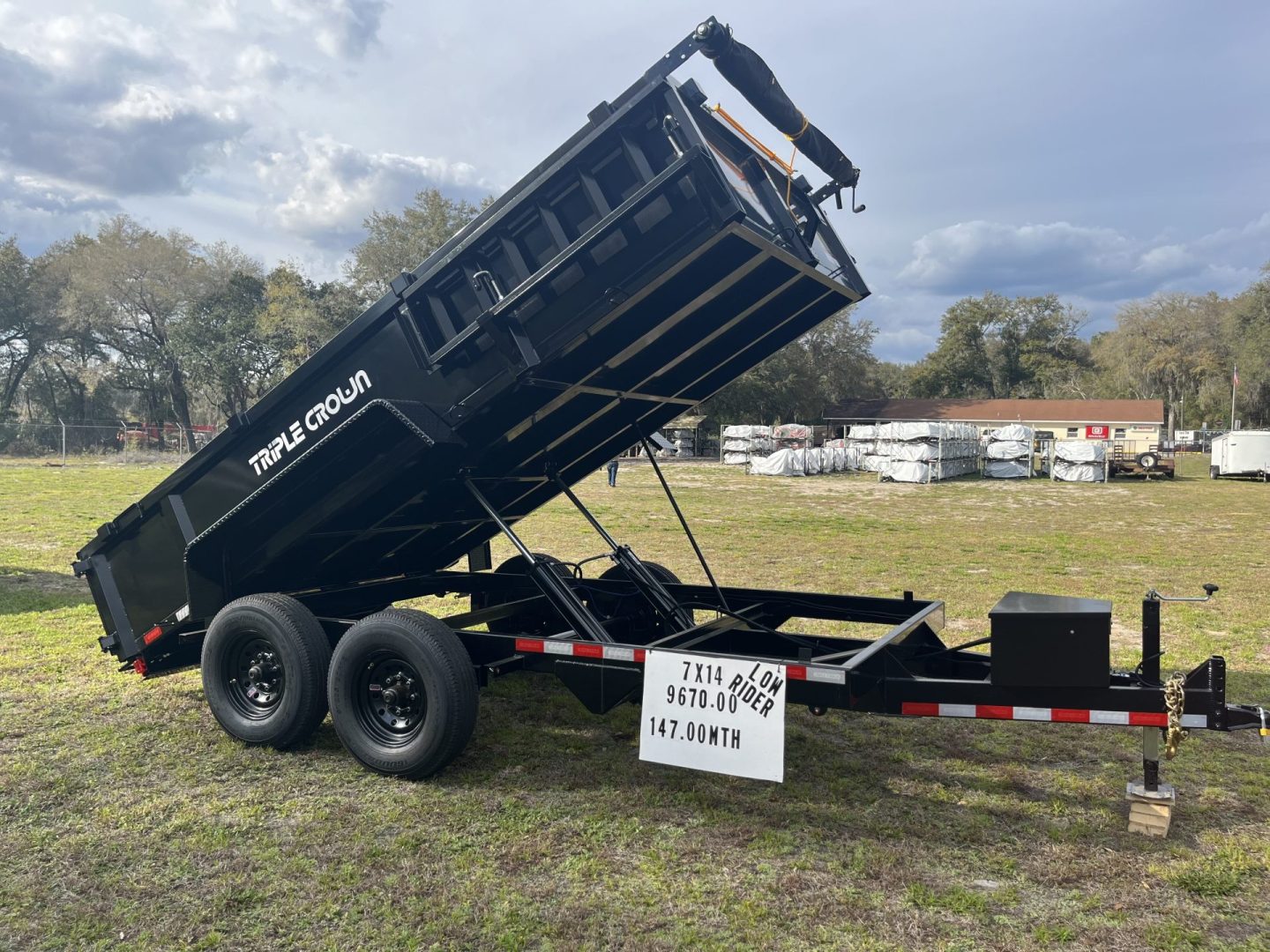 Triple Crown Trailers – 7×14 Lowrider Dump Trailer – Weirsdale Mower