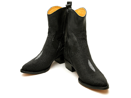 ハカ（Botas Jaca）3086 Black Stingray の詳細ページです｜Western