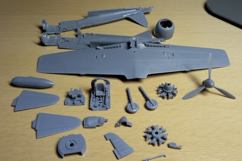 飛行機模型 32機 バラ売り不可 MM15019 EVER RISE PEACH / ピーチ