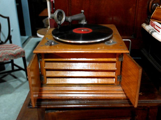 蓄音機
