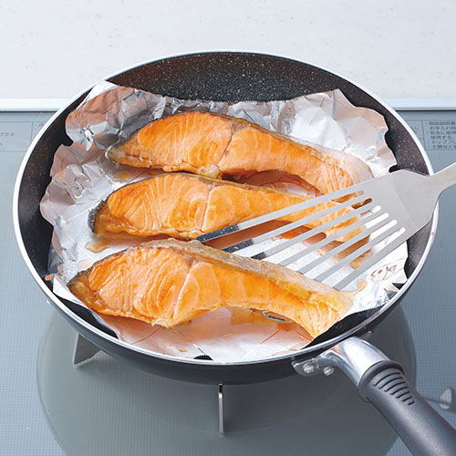 サンホイル®フライパン用厚手7m | 商品情報 | 東洋アルミエコー