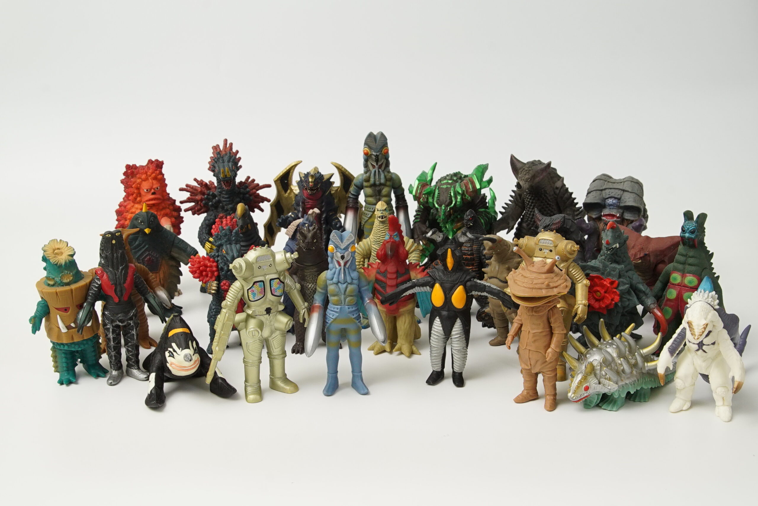 ウルトラ怪獣シリーズをたくさんお売りいただきました！ | トイ