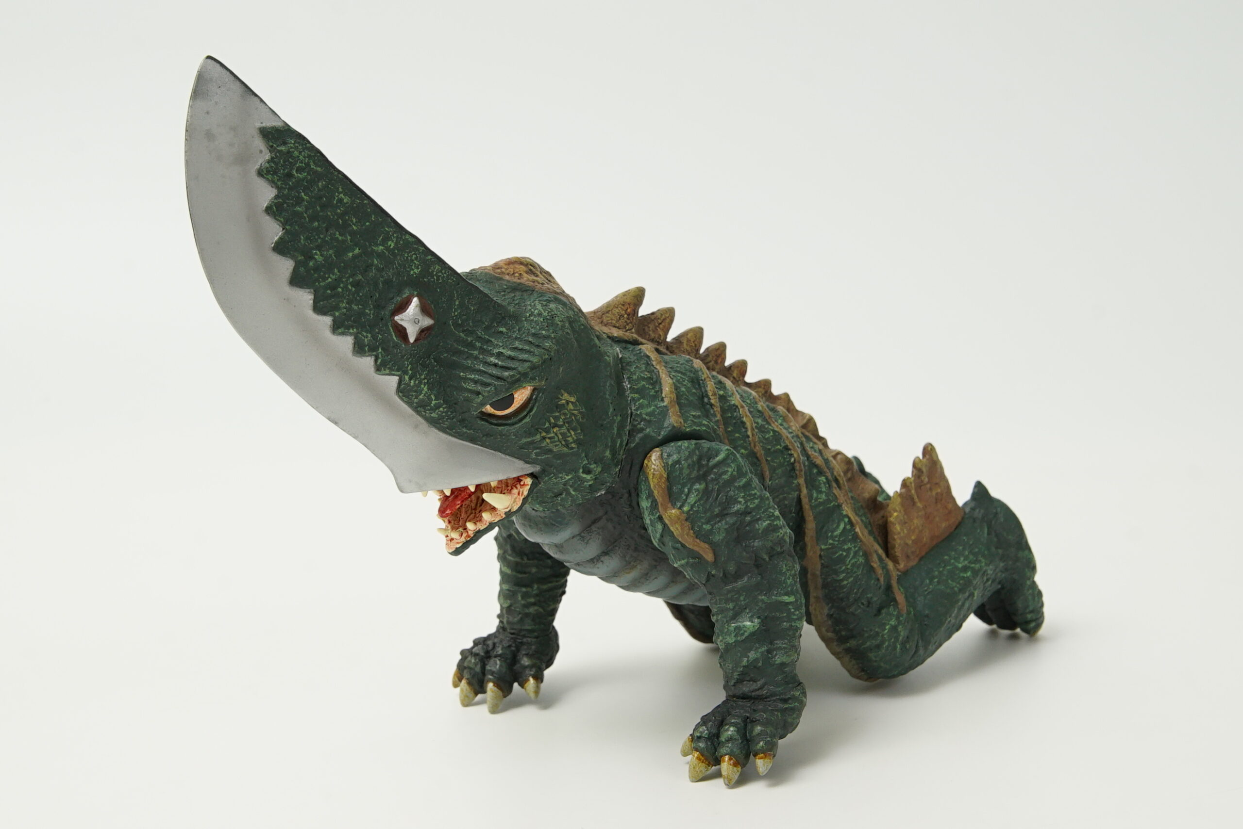 ロケットプロ メガフィギュアシリーズ 大悪獣ギロンをお売りいただき