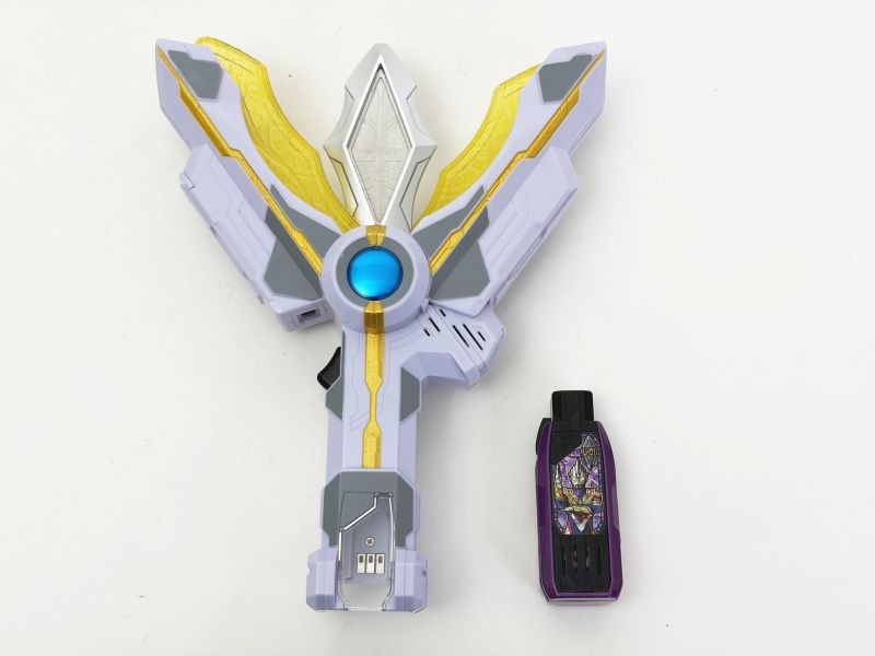 ウルトラマントリガー「DXガッツスパークレンス」 | トイプラネット