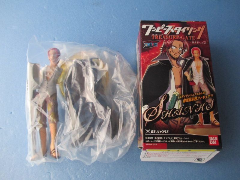 ワンピース[シャンクス フィギュア 超ワンピーススタイリング TREASURE