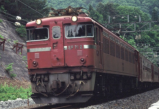 特別企画品 JR 奥羽本線なつかしの板谷峠客車列車セット｜製品情報