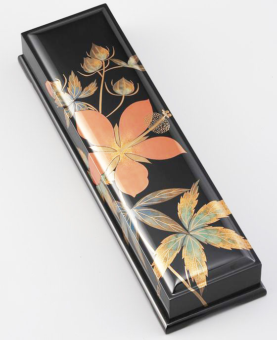 短冊箱 芙蓉（ふよう）蒔絵は、大輪の芙蓉が豪華に咲く短冊箱 | 輪島塗