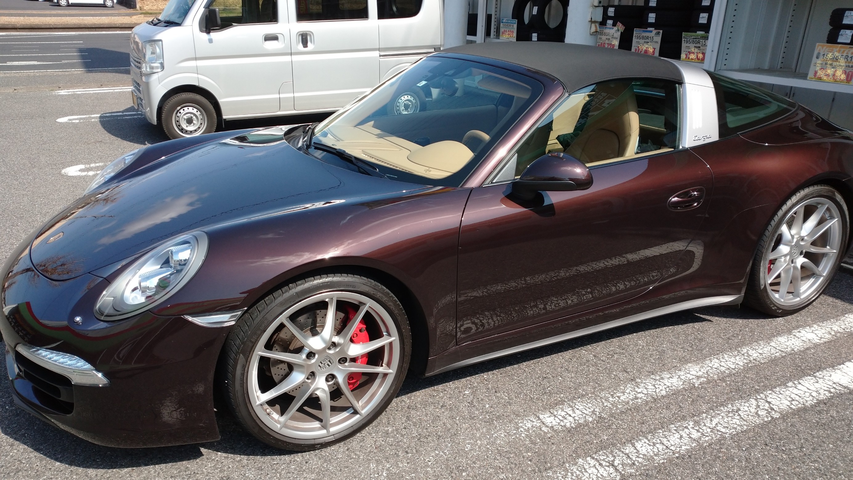 ポルシェ タイヤ交換 | 店舗おススメ情報 | タイヤ館 市原（千葉県）