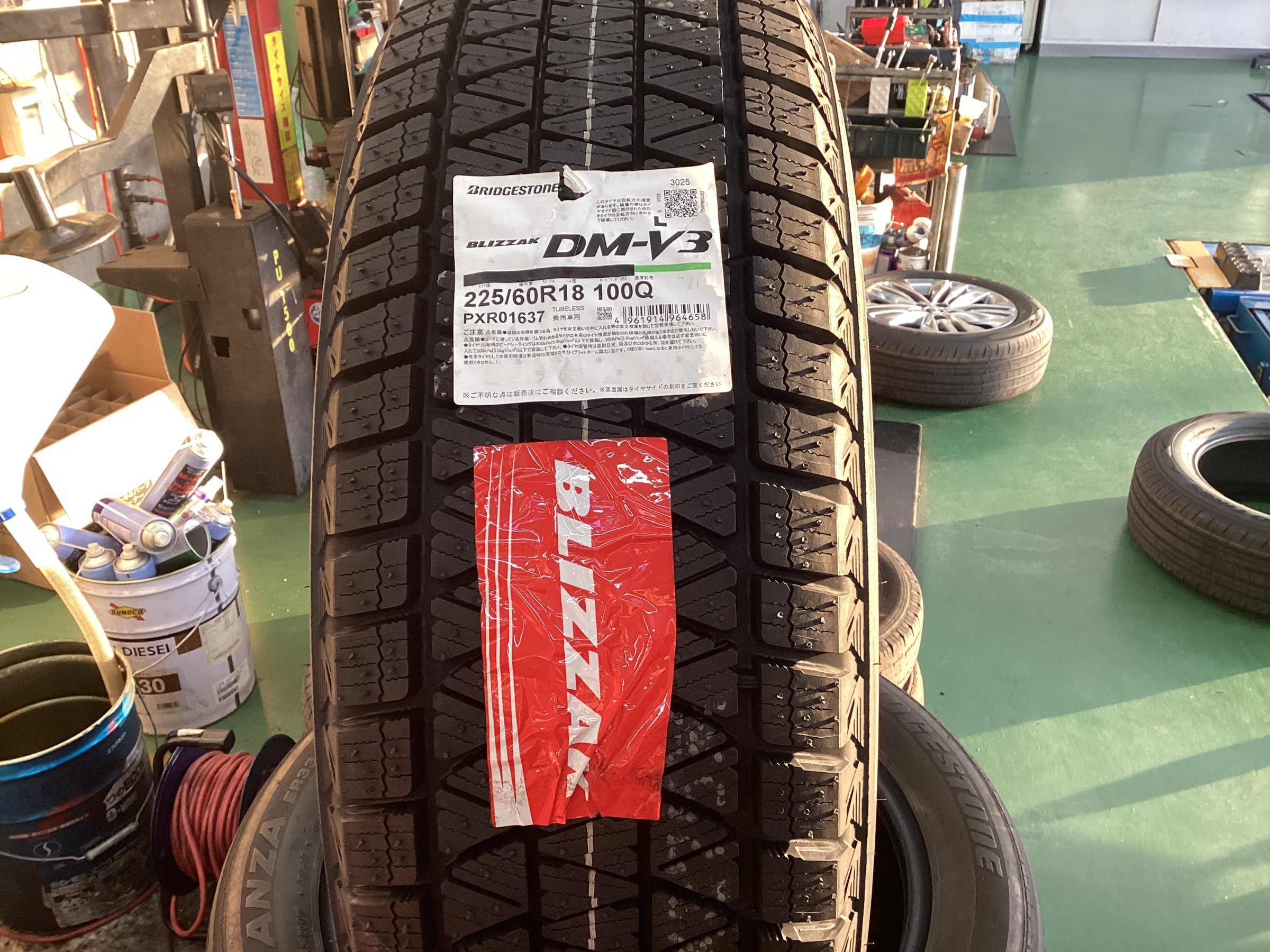 ☆アルファード に「ブリザック DM-V3 225/60R18」を装着！☆ | 店舗お