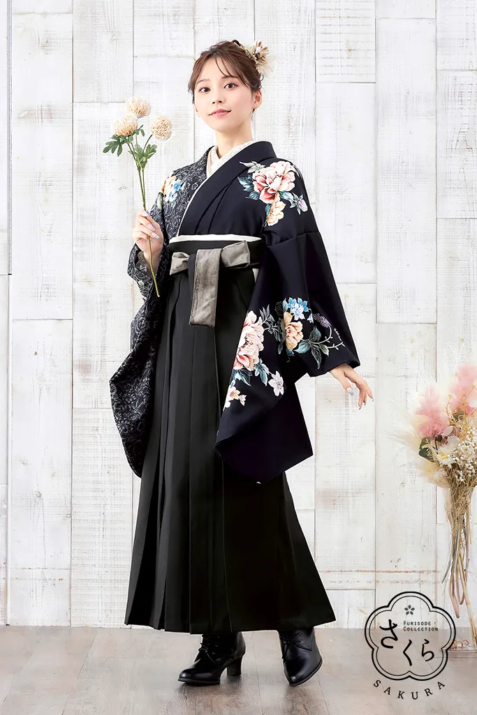 正統派古典 黒/黒ベース 牡丹柄 大人っぽい ブーツコーデ 片身代わり