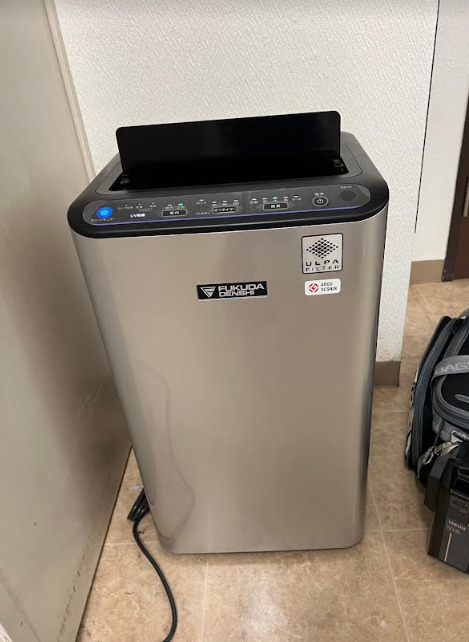 医療機器メーカーが 開発した、 空気清浄機を導入しました。空気清浄除