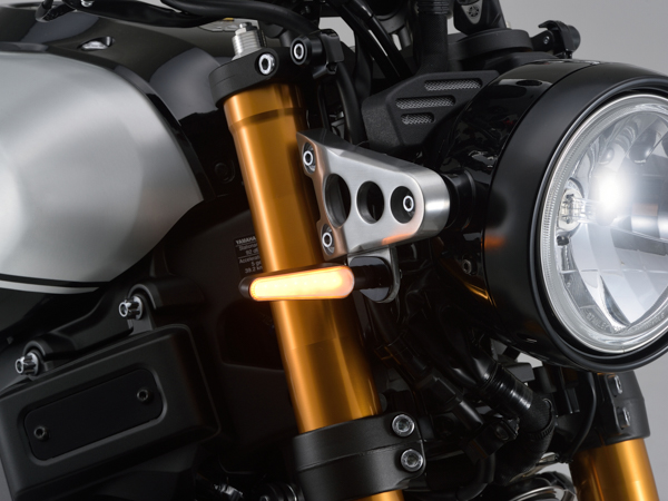 流れるウインカーでスタイリッシュに！デイトナからLEDシーケンシャル