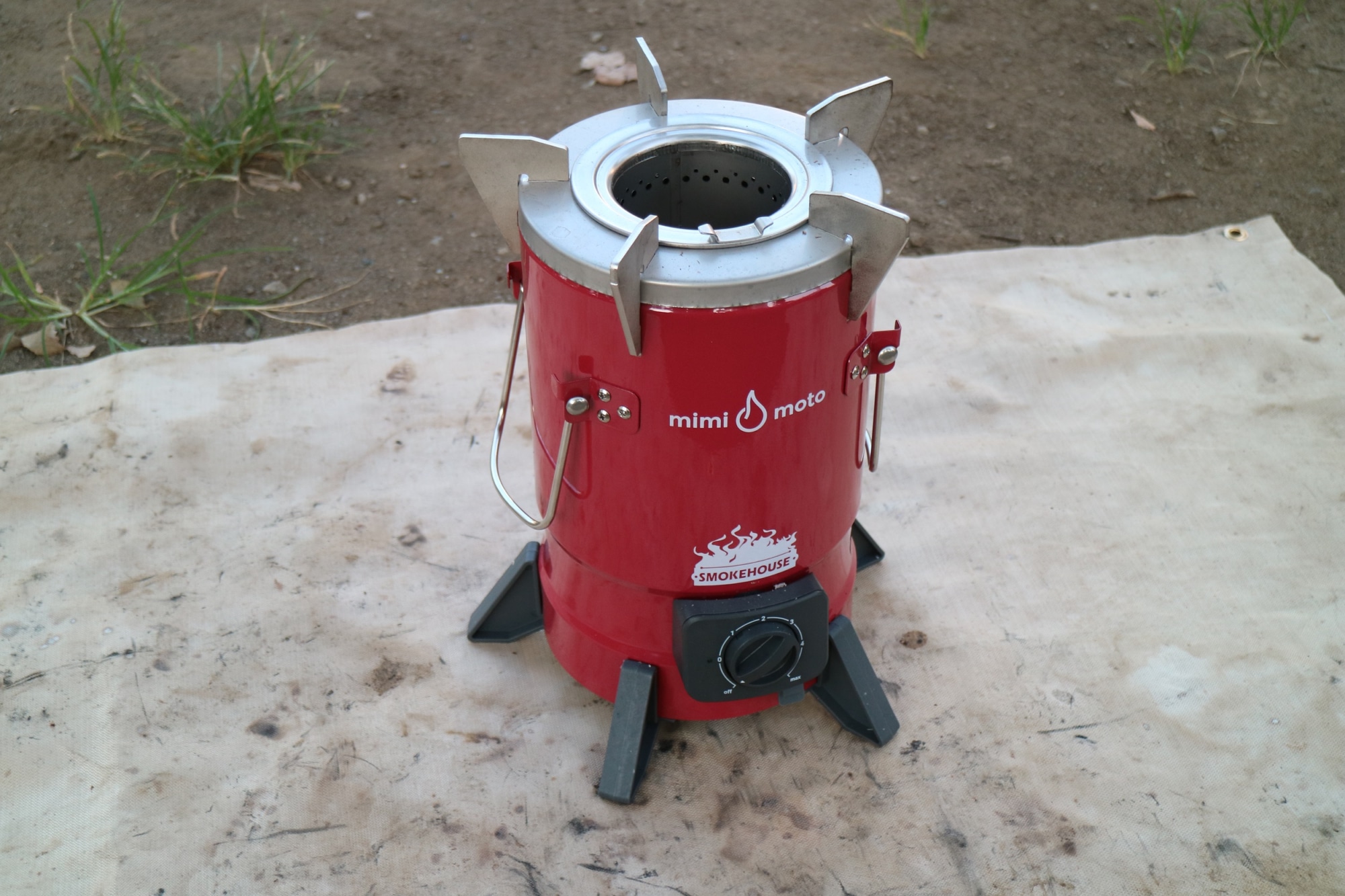 バイクで持ち運びにも便利！冬のキャンプのお供におススメ“Mimi Moto