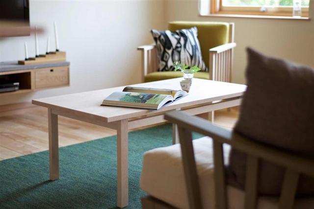 北の住まい設計社 東川ショールーム｜北海道の広葉樹で手作りした、趣