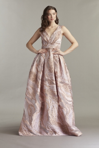 TADASHI SHOJI（タダシ ショージ）公式サイト｜着るだけで美しく、より