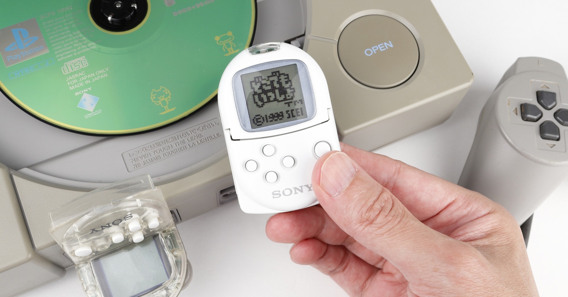 どこいつ』人気で売れた初代PSメモリーカード型PDA「PocketStation