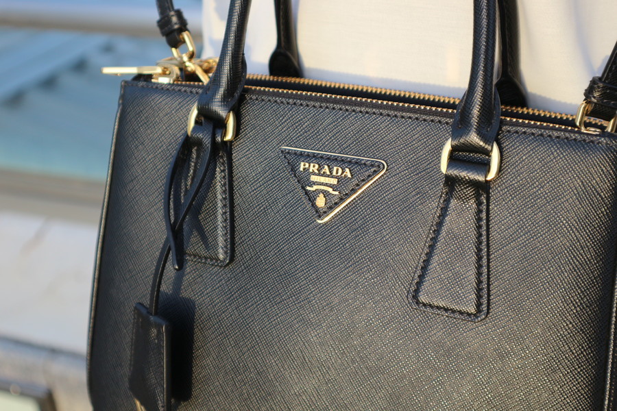 PRADA/プラダ】よりガレリアサフィアーノレザー 2WAYミニバッグをお