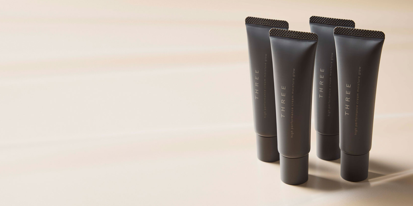 NEW BASE MAKEUP high performance cream moisture glow | THREE（スリー）