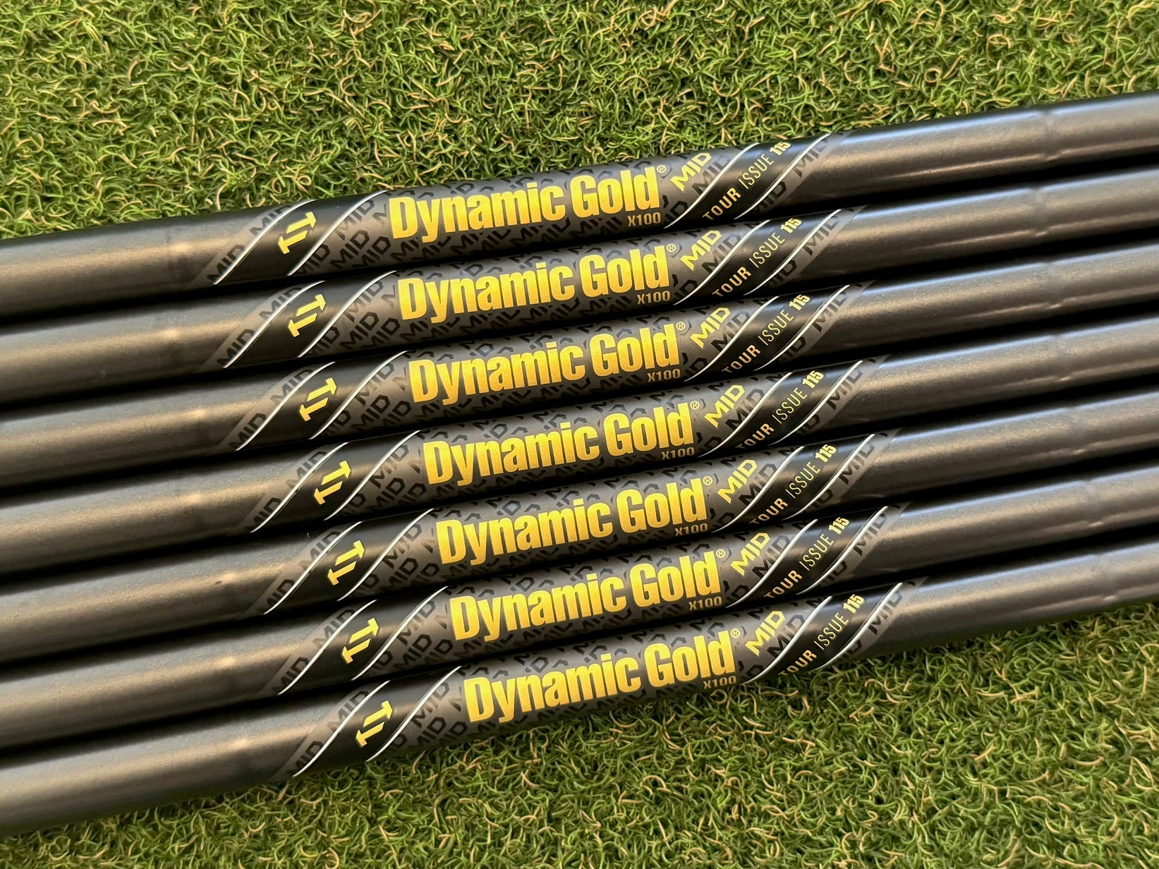 True Temper Dynamic Gold GUNMETAL 115g MID Tour Issue Iron Shaft