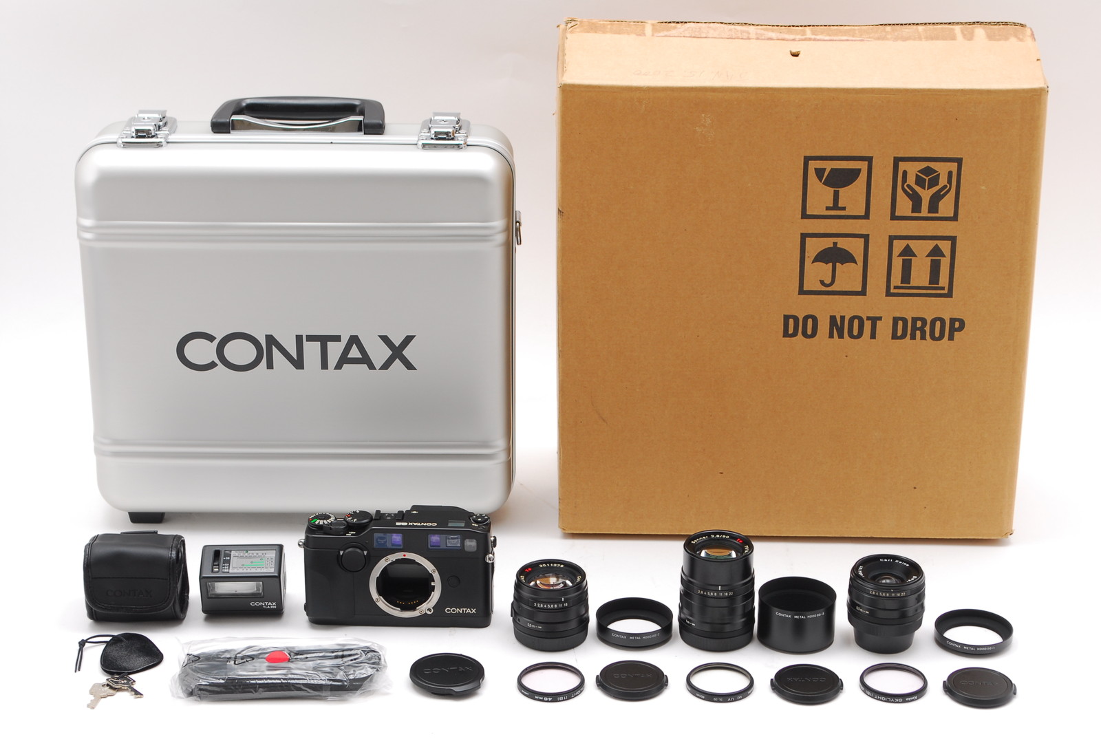 This Rare Unused Contax G2 Set Is Going for a Ton of Money