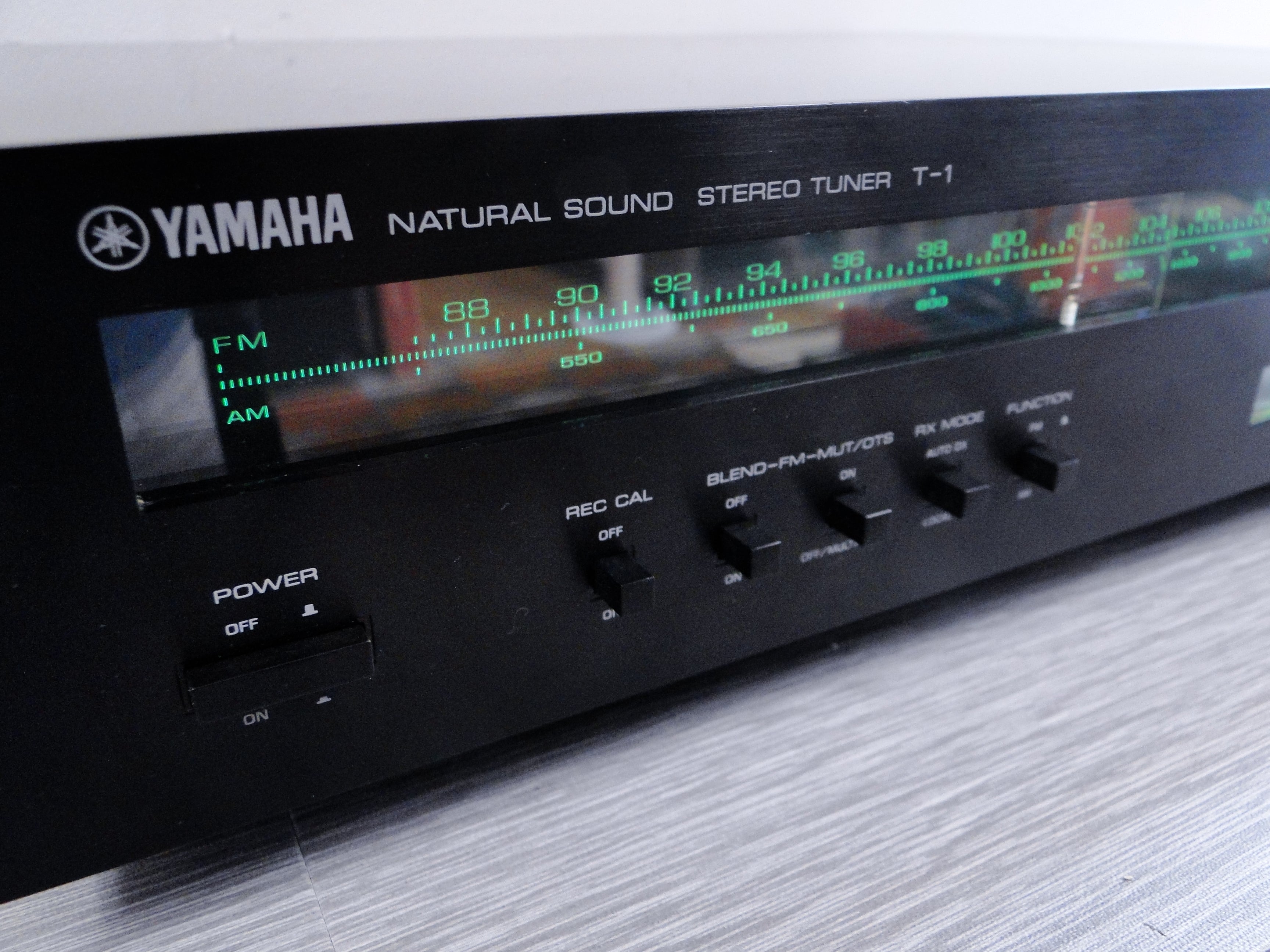 Yamaha T-1 Natural Sound Stereo Tuner (1978-81) – The Turntable Store