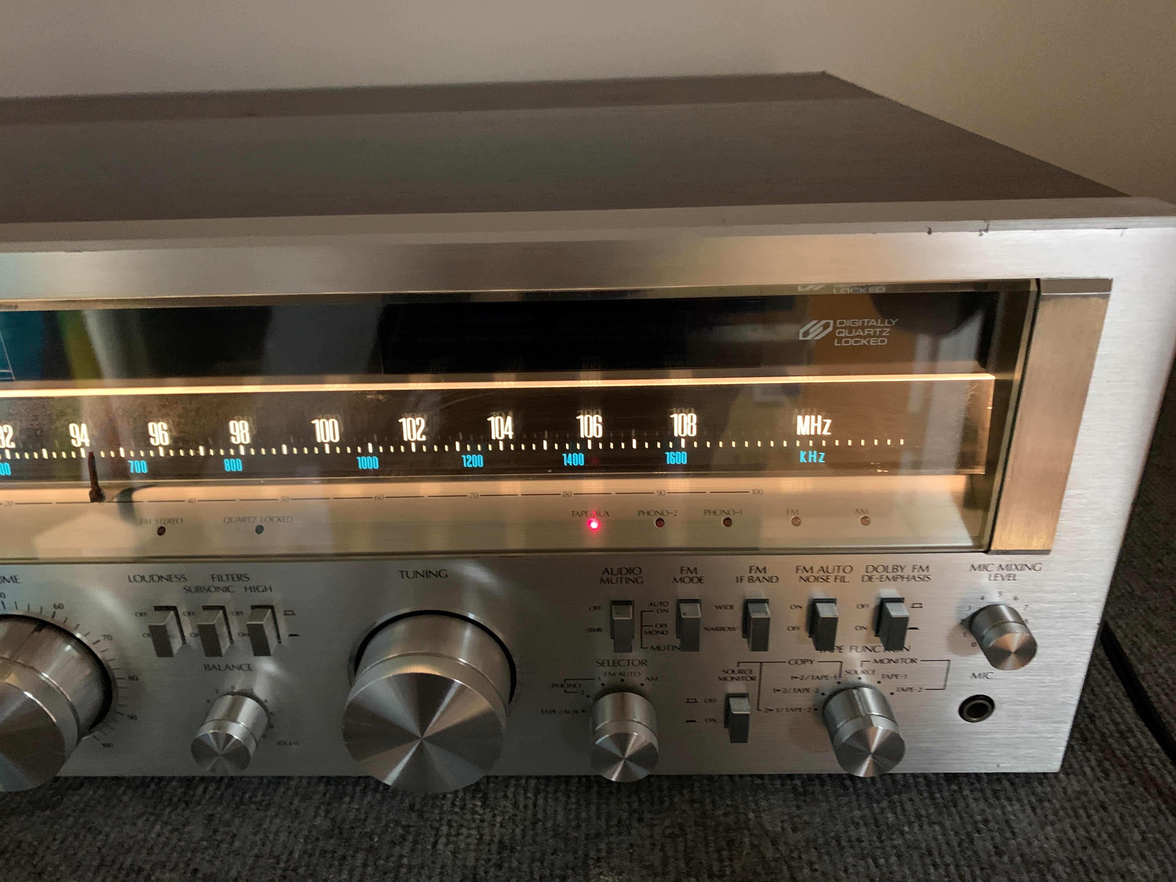 Sansui G9700 Monster Stereo Receiver * 200W Channel * 1979 – The