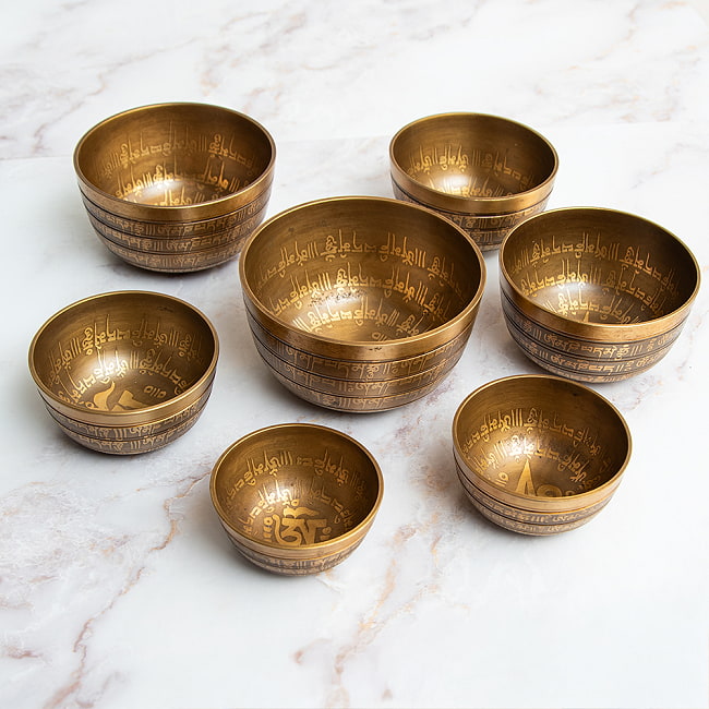 チャクラ シンギングボウルセット 彫り込み仕上 の通販[送料無料