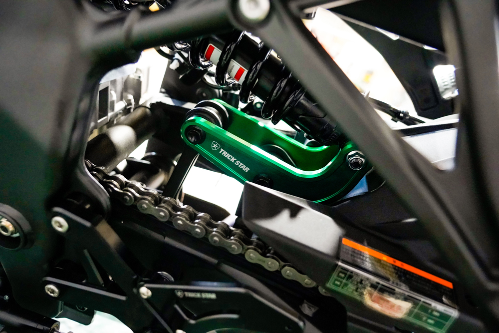 まなびwith4年生 画像 No.4/12] 636cc・4気筒スーパースポーツの