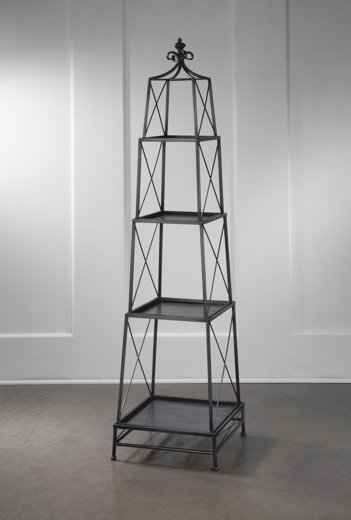 Item 59363: Stackable 4 Tier Metal Obelisk - Gunmetal - Tripar