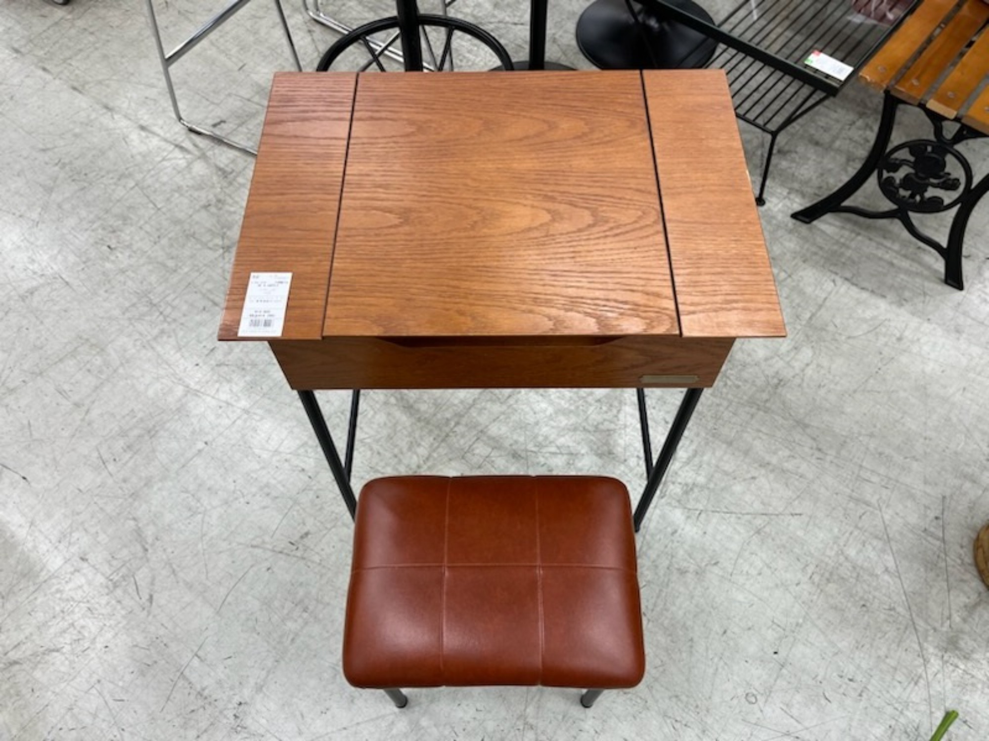 niko and  FURNITURE & SUPPLY】リビングテリトリーシリーズ