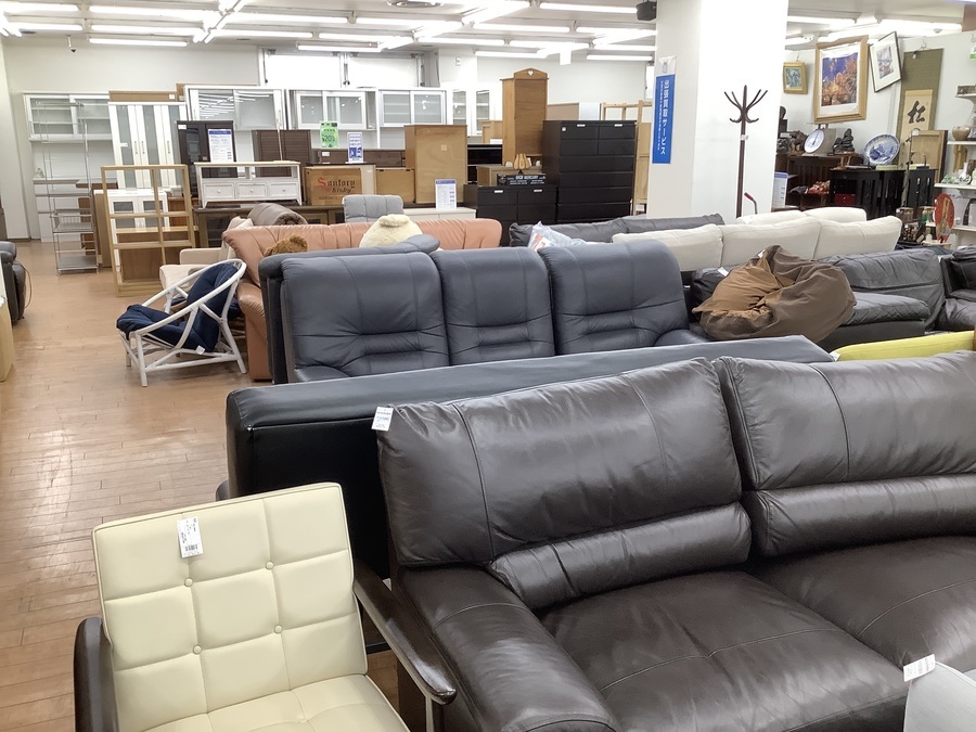 IKEA(イケア)のダイニングチェアー「OMTÄNKSAM オムテンクサム」が入荷