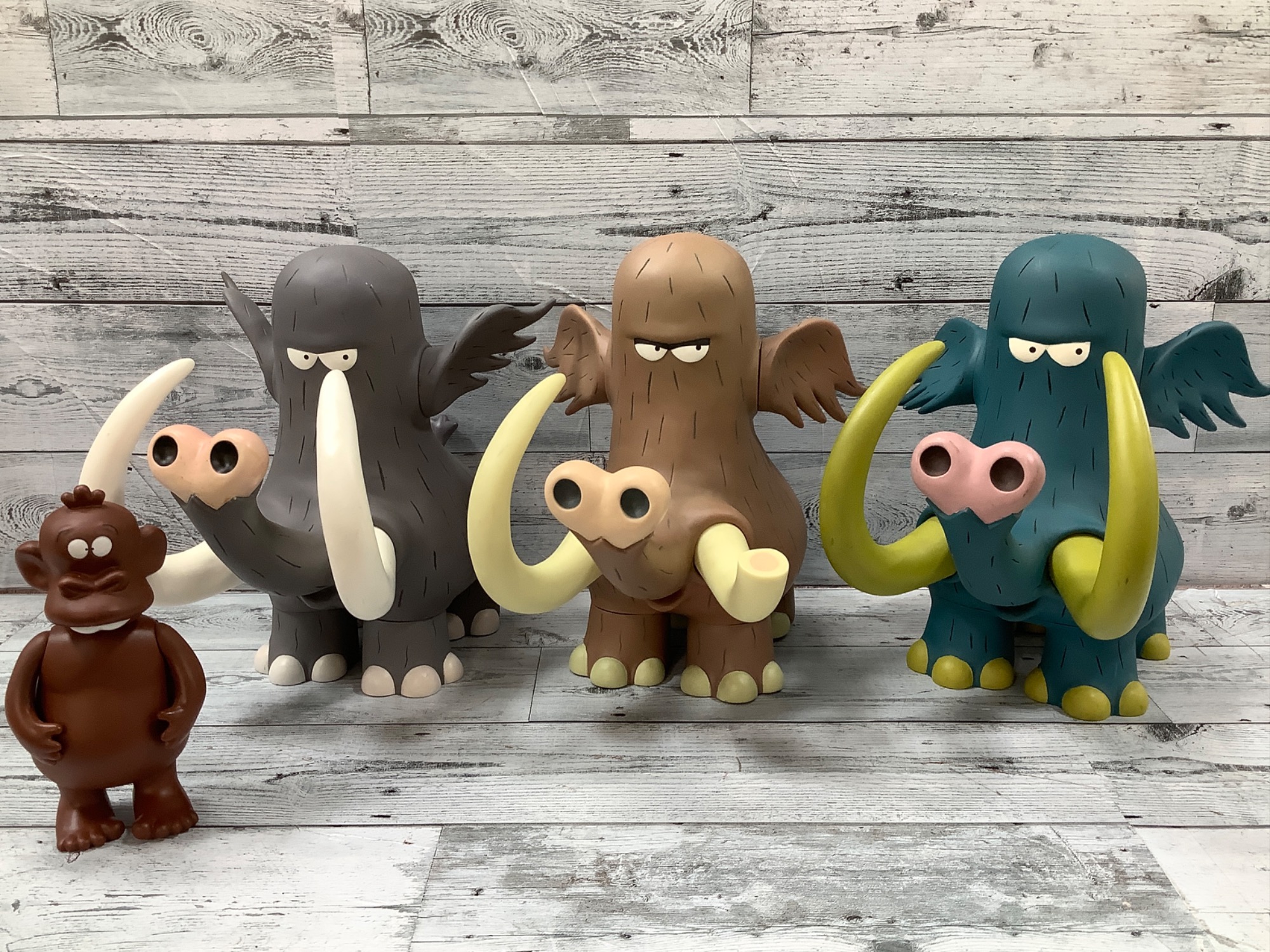 ARTSTORMのギャートルズソフビフィギュアが複数入荷致しました