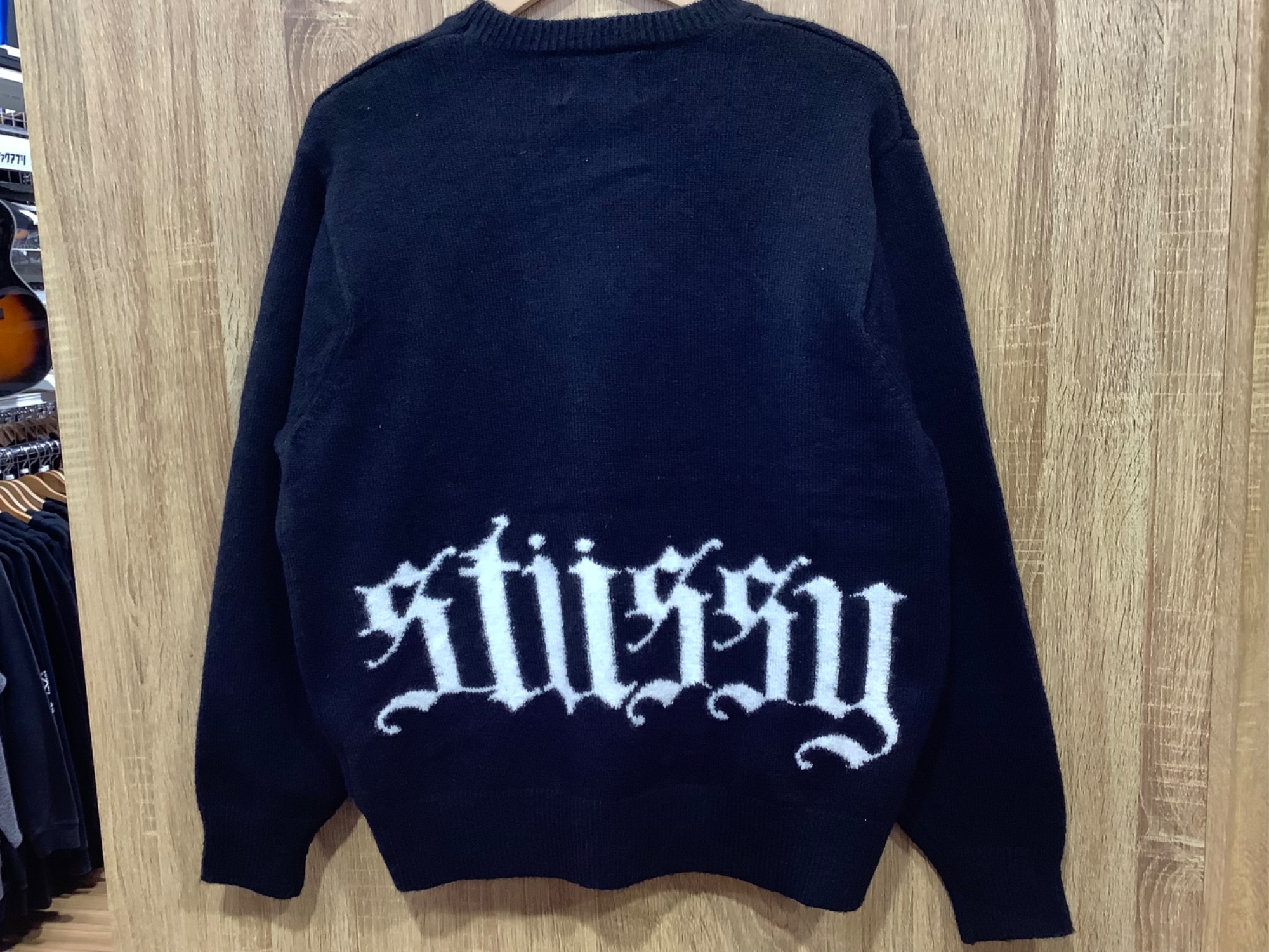 STUSSYよりクルーネックセーター「22AW Gothic Sweater」が買取入荷