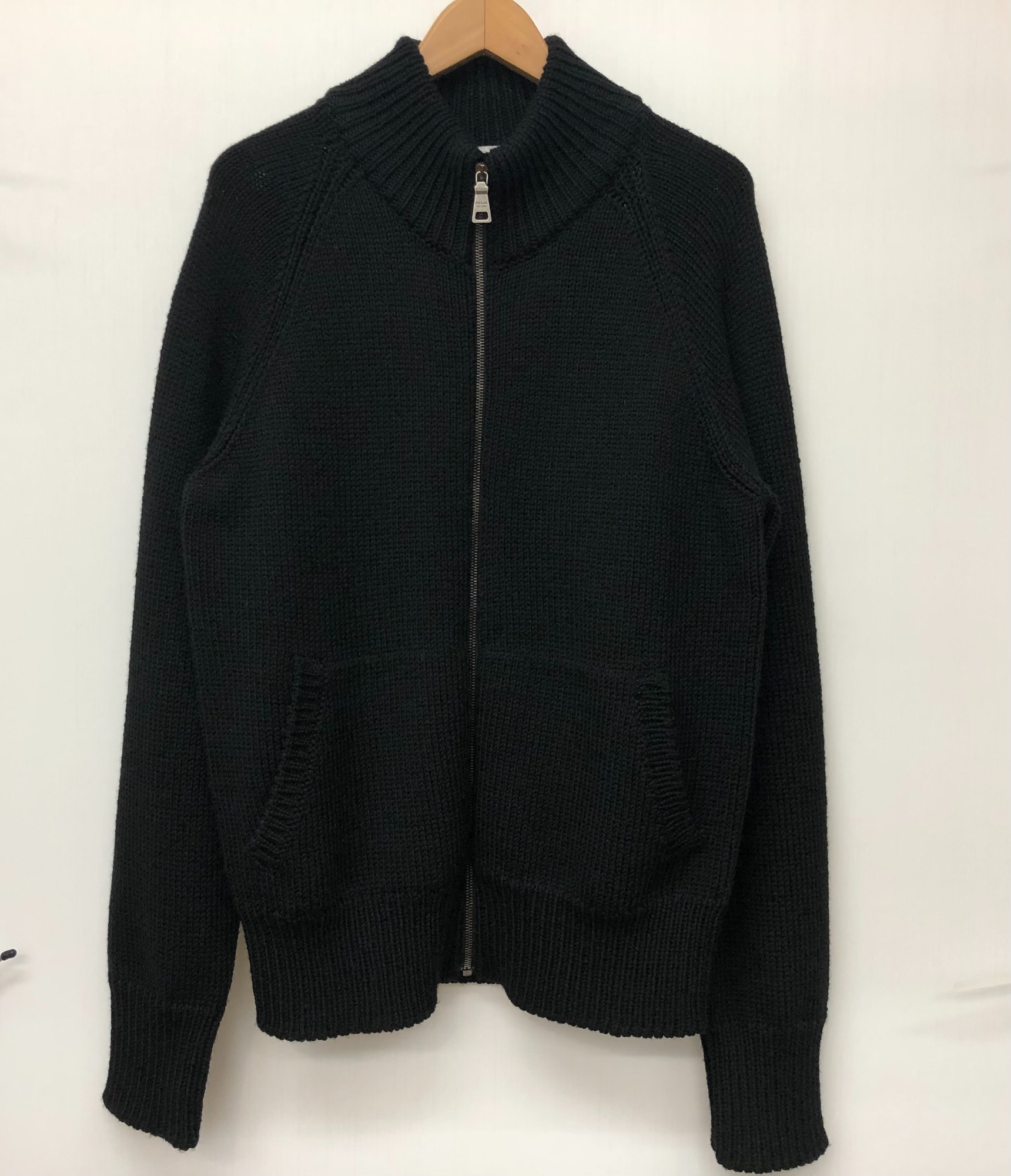 PRADA】ドライバーズニットが入荷いたしました！！｜2022年09月27日