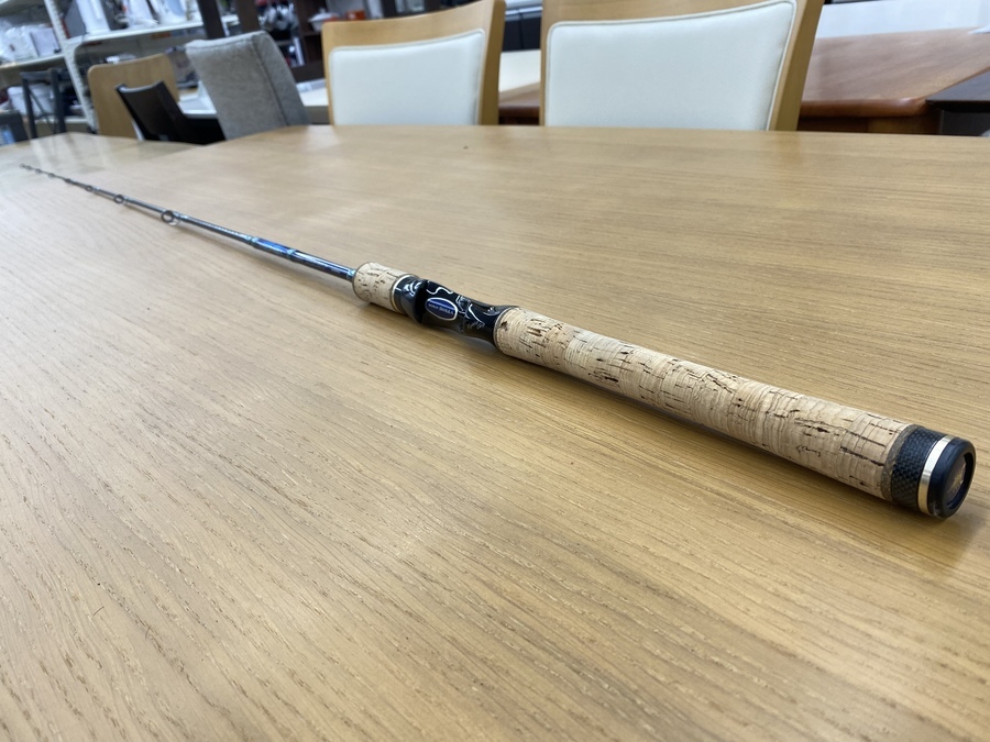 バスアングラー必見！！】SHIMANOから青シャウラ（15102R-2)が入荷しま