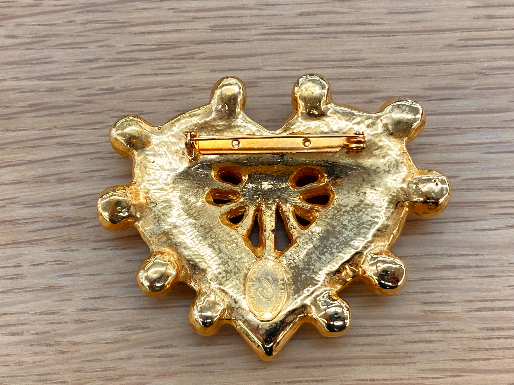 Christian Lacroix(クリスチャン ラクロワ) ハートモチーフブローチの