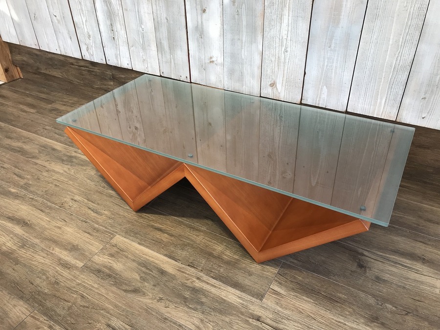 arflex（アルフレックス）】W型ガラスローテーブル（MONTAGNA