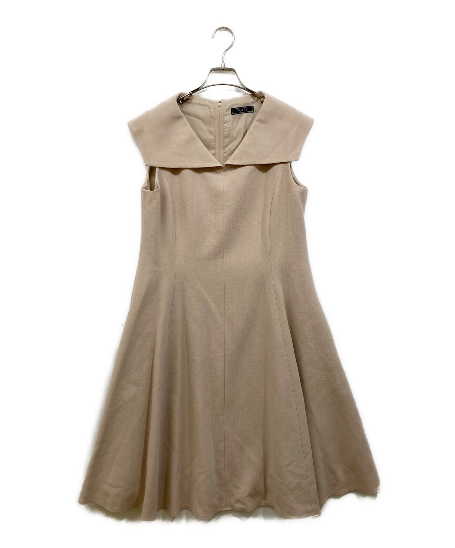 中古・古着通販】FOXEY (フォクシー) ワンピース ベージュ サイズ:42