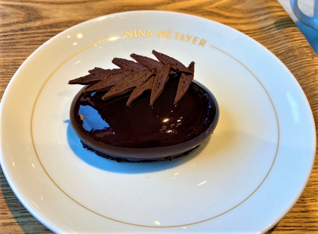 DÉLICATISSERIE PAR NINA MÉTAYER（デリカティスリ・パー・ニーナ