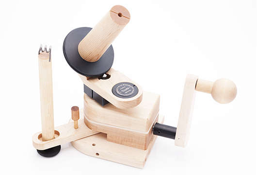 木製糸巻き器 Heavy Duty Ball Winder新発売 || チューリップ株式会社