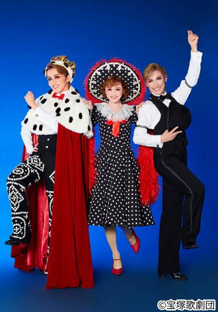 宝塚歌劇星組公演「ME AND MY GIRL」水美舞斗、暁千星、舞空瞳が出演