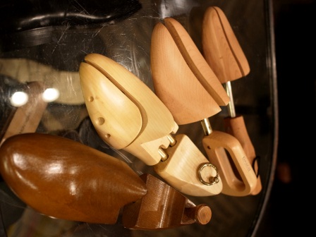 シューツリーの選び方｜BLOG｜ユニオンワークス [ 靴修理、鞄修理 ]