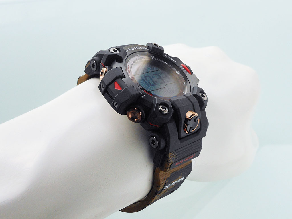 G-SHOCK/GW-9500TLC-1JR/チームランドクルーザーコラボレーション