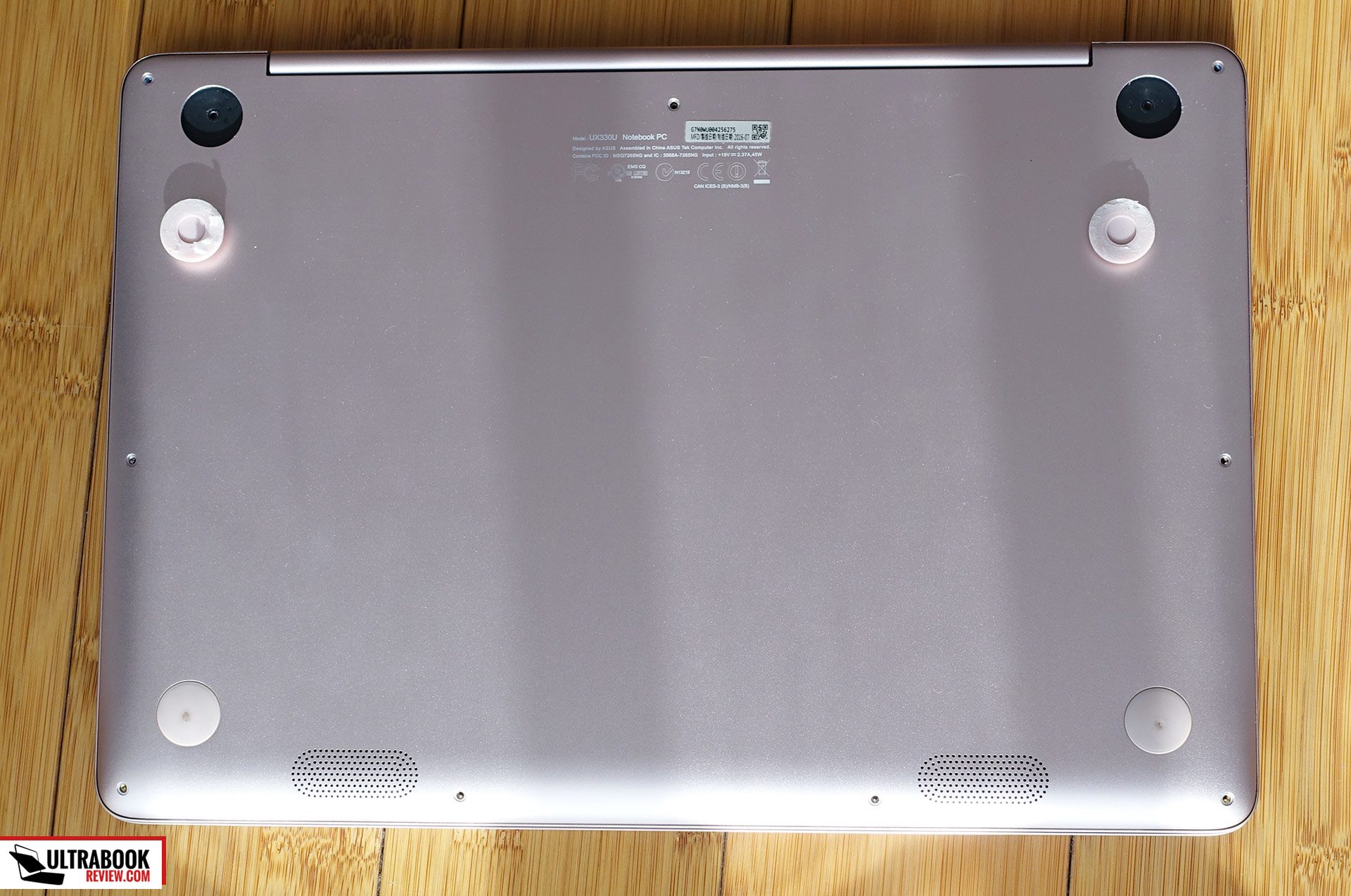 Asus Zenbook UX330UA review - premium 13-incher for the average