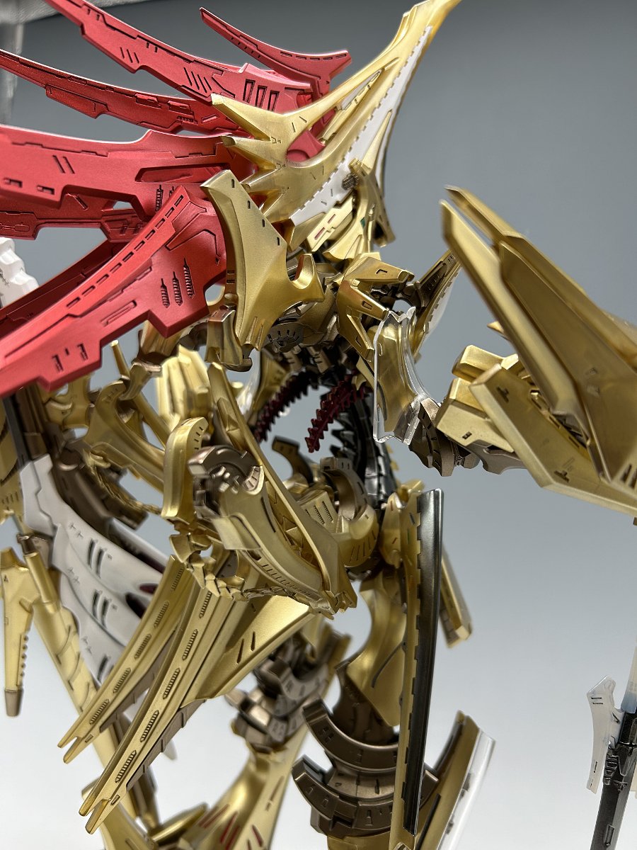 ファイブスター物語」の主人公騎「帝騎マグナパレス ザ・ナイト・オブ